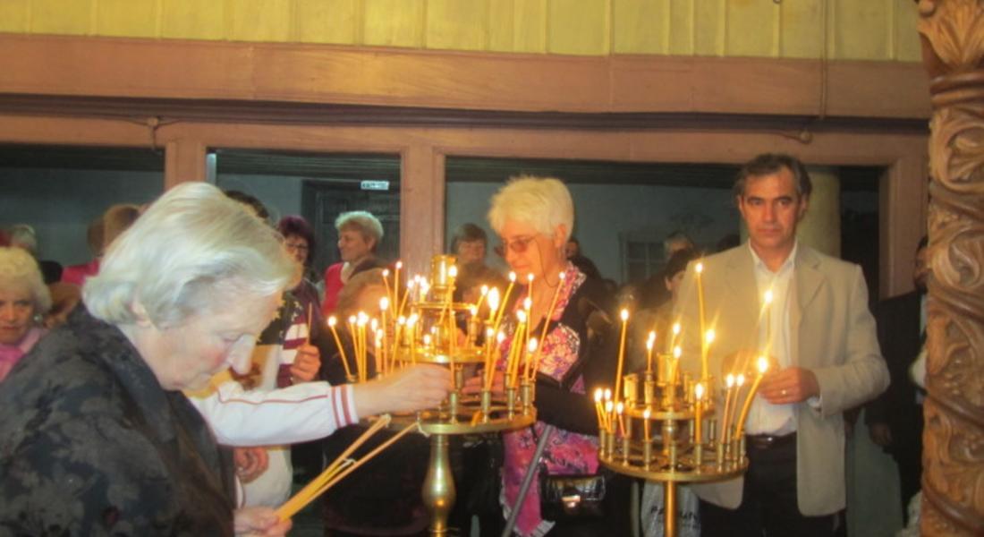 ЦЪРКВАТА „ СВ.ВМЧК ГЕОРГИ ПОБЕДОНОСЕЦ” В СМОЛЯН ЧЕСТВА ЗА 160-И ПЪТ ХРАМОВИЯ СИ ПРАЗНИК   