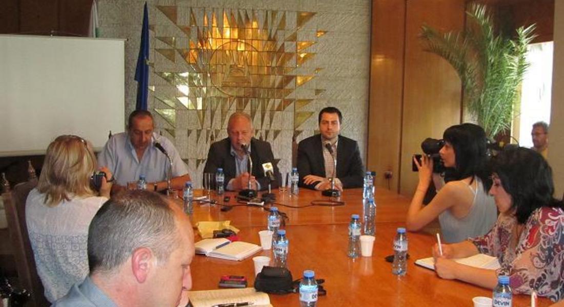 Поддръжката на уличното осветление минава към община Смолян