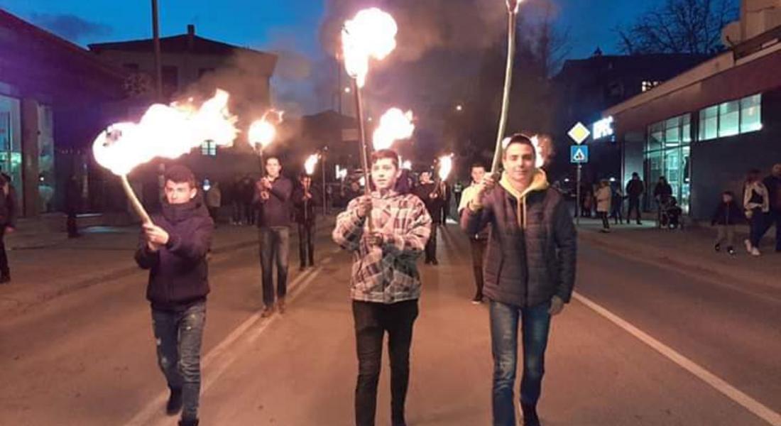 Смолянчани се поклониха пред величието на Левски