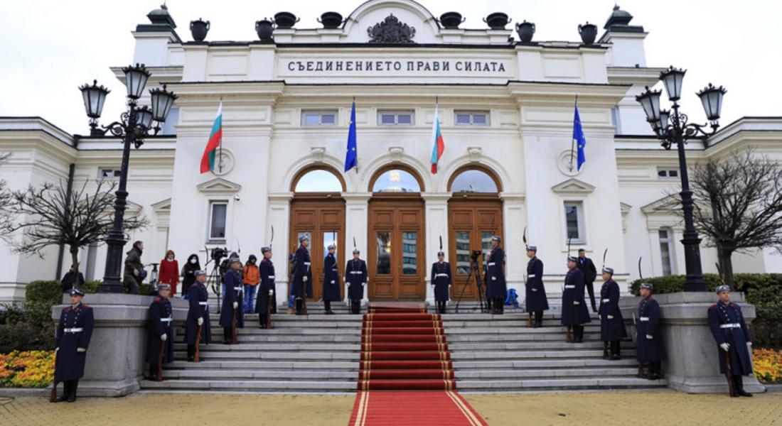 Парламентът прие машинното гласуване, нов състав на ЦИК и избор на кметове в населени места с над 100 души