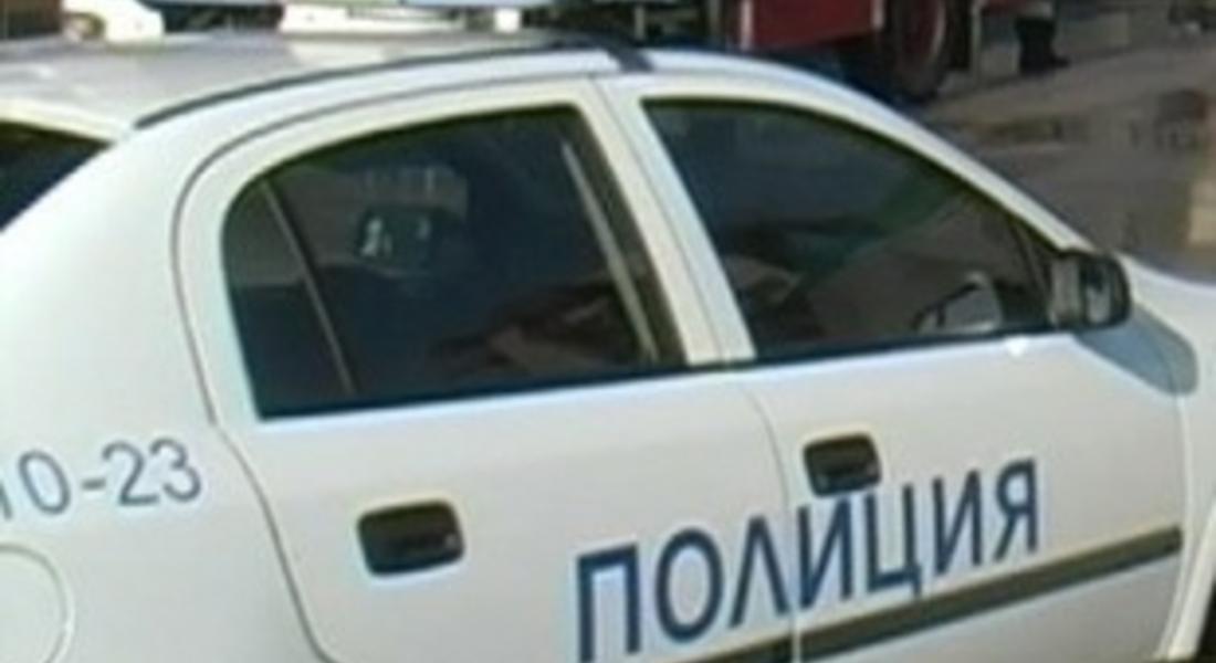 Откраднаха пари и вещи от не заключен лек автомобил