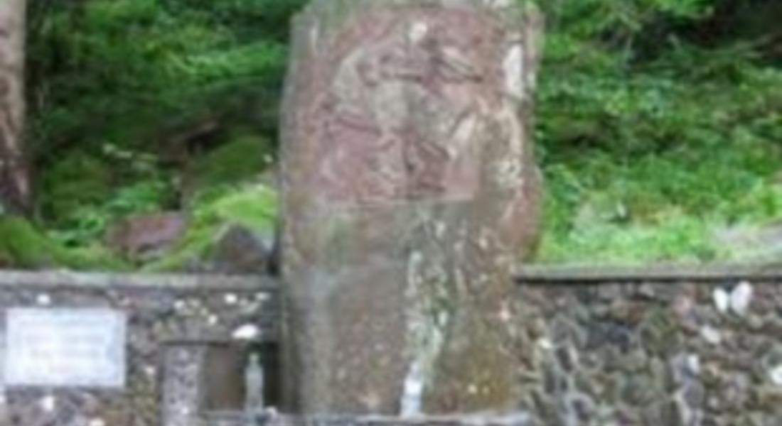 От полунощ хиляди се стичат на Балиевата вода