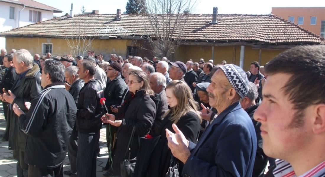 Барутин почита жертвите на възродителния процес на 16 март