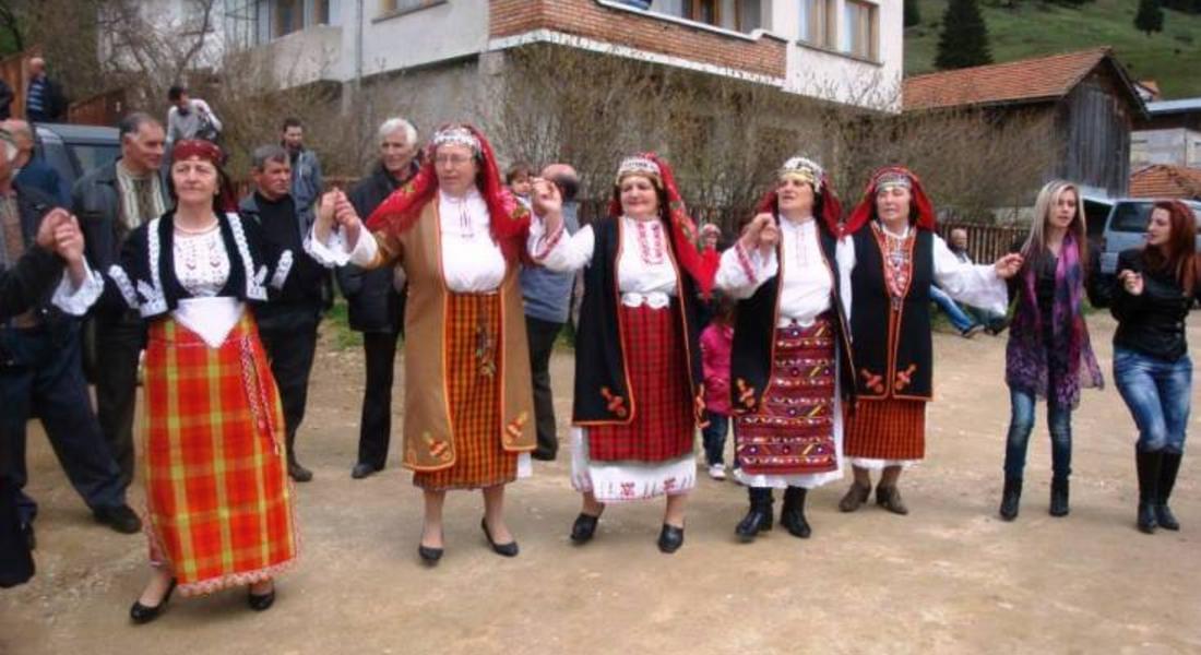 По инициатива на БСП започва дарителска кампания за ремонт на църквата в Борино