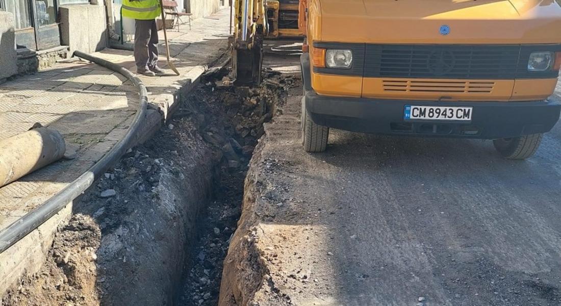 Започна подмяната на 1 200 м. водопровод в смолянското село Петково