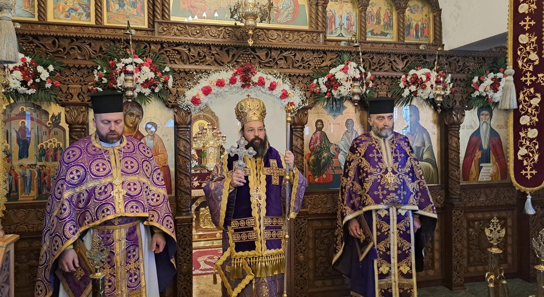  Неделя Кръстопоклонна бе отпразнувана в манастира „Света Троица”- Кръстова гора