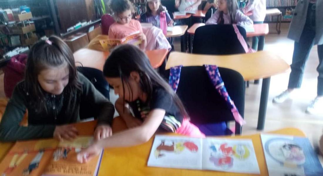 Детски образователен център „Смартикидс” – Смолян със занятие в Регионална библиотека