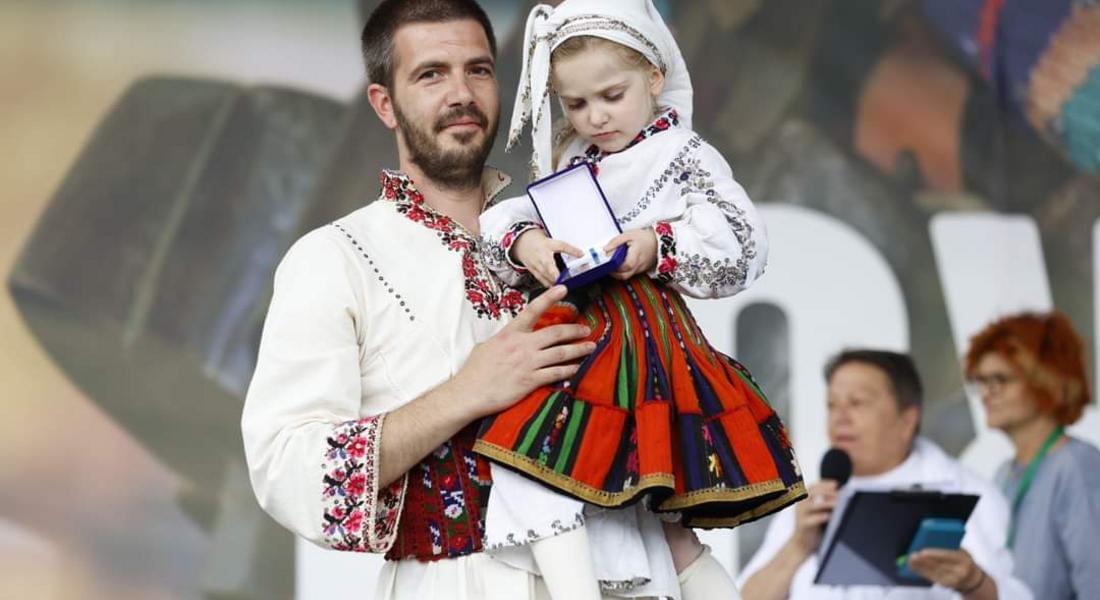 Мария Поппалова от Смолян спечели първа награда за автентична  женска народна носия на събора на Рожен 