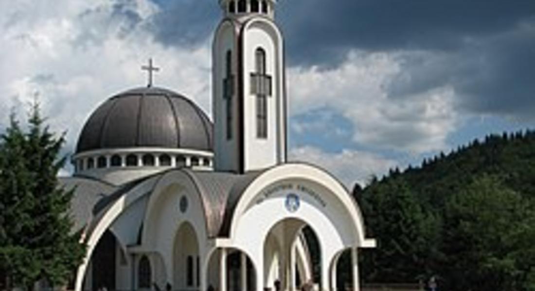 Предстоящи архиерейски богослужения в  катедралния храм „Св. Висарион Смоленски”, Смолян
