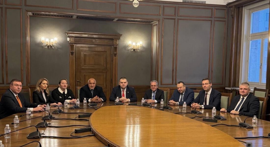"ДСП-Ново начало" ще продължи да подкрепя кабинета, но отказва участие в него