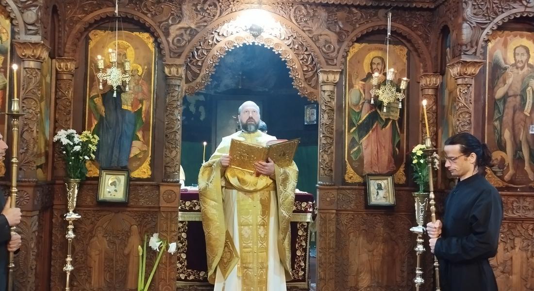 Храм „Св. Николай Чудотворец”в смолянския квартал Устово  чества своя празник