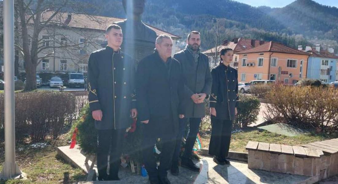Поклон пред светлата памет на Апостола на свободата