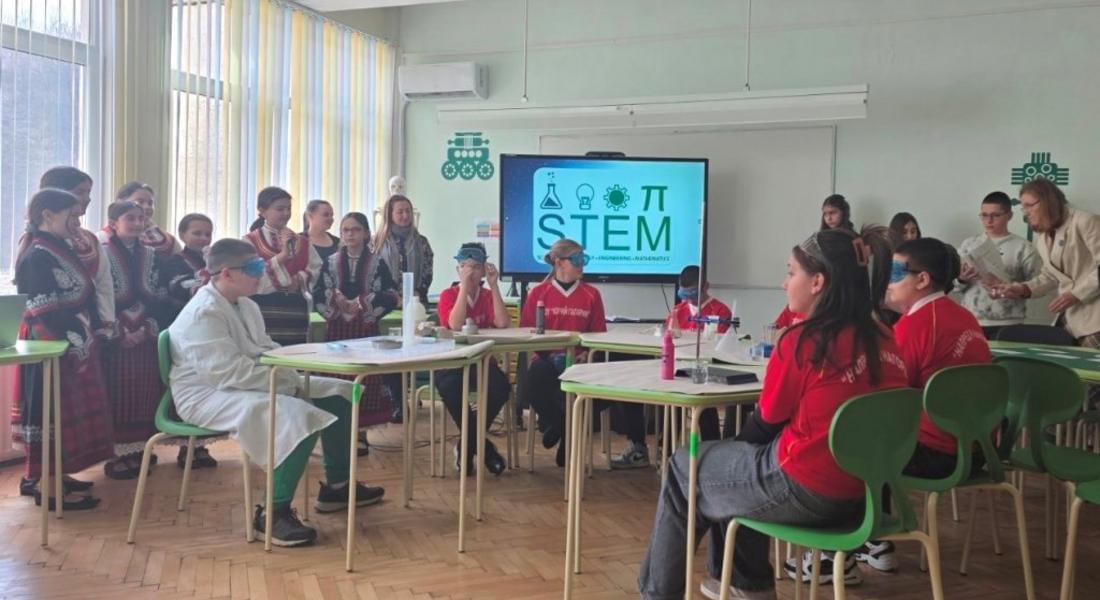 В ОУ „Юрий Гагарин“ официално откриха нов STEM-център