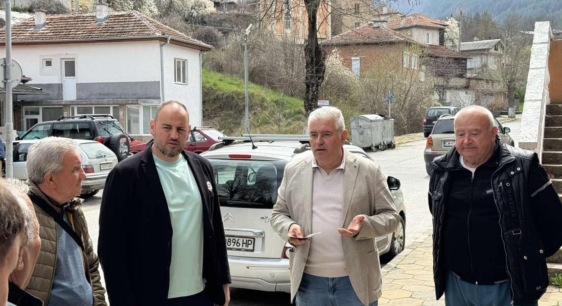 Кандидатите на „Прогресивна България“ обещаха на жители на община Чепеларе работеща държава, справедливост и грижа за планинските райони
