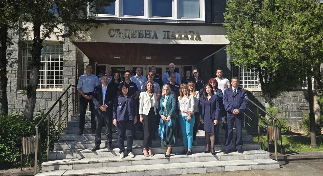 В Смолян   се проведе специализиран семинар на тема "Домашно насилие"