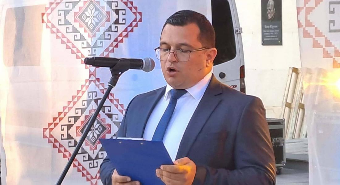Музика, емоции и препълнен площад поставиха началото на Празника на Девин и минералната вода