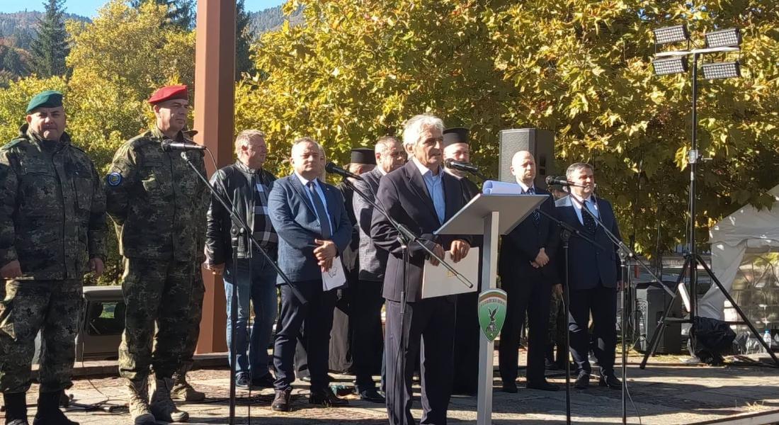 101-ви Алпийски полк отбелязва своя празник под мотото: „Една цел, един връх“