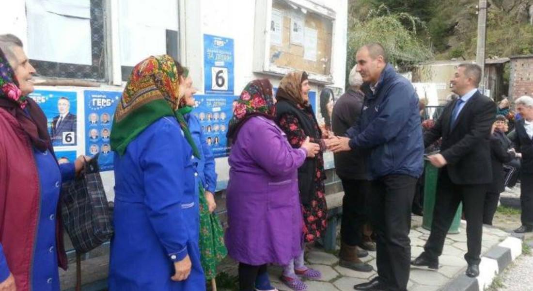 Цветанов в село Лясково: За нас е важно да се срещнем очи в очи с жителите на всяко населено място, за да решаваме реални проблеми