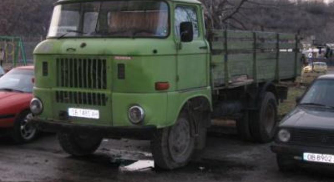 Задигнаха акумулатор от товарен автомобил