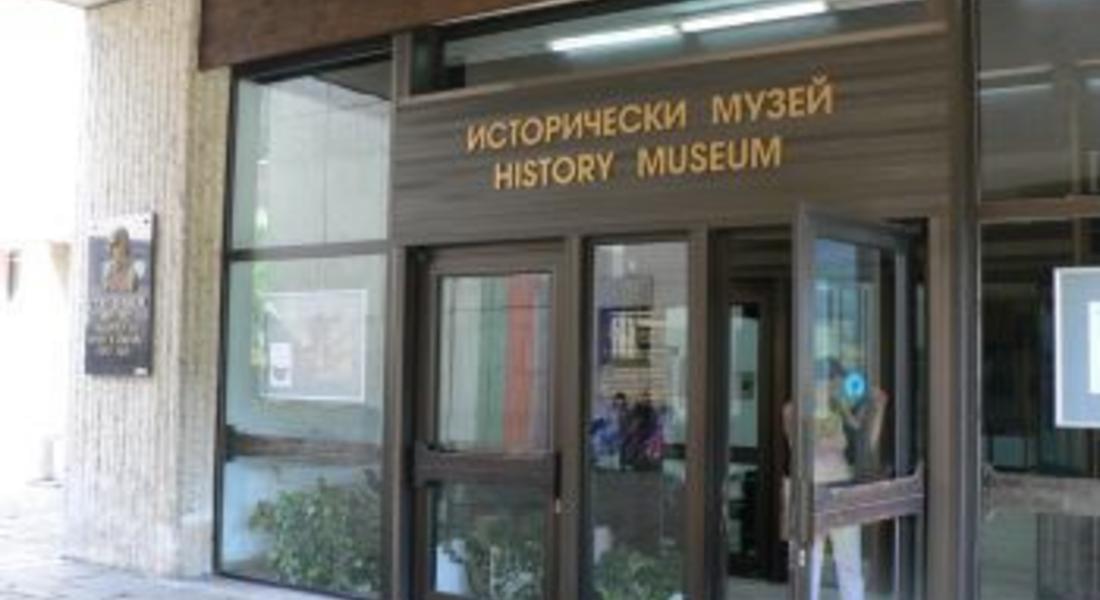 73-ма участници от Област Смолян се включиха в конкурса за есе „Дела трябват, а не думи…“