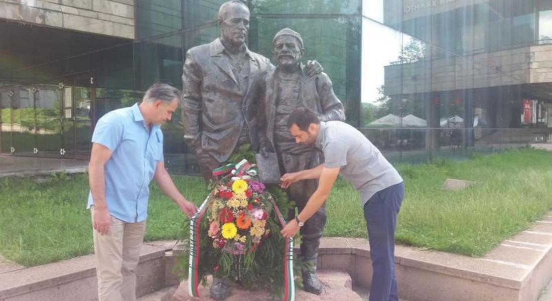 Поклон пред паметта на Николай Хайтов !