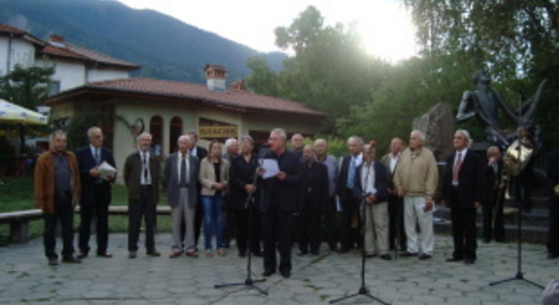 Представят новата книга на писателя Светозар Казанджиев