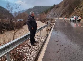 Обстановката в област Смолян остава тежка