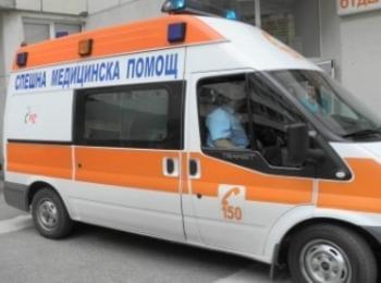 Животът на пациентите в Родопите застрашен от недостиг на линейки