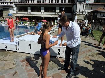  Със състезание по плуване отбелязаха Седмица на водата в Девин 
