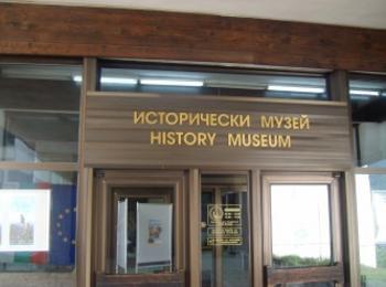 Приключи първият етап от проекта „Мънистените накити – традиции и съвременност” в РИМ "Стою Шишков"-Смолян