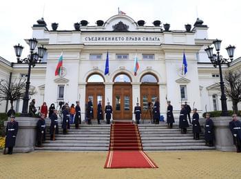 Парламентът прие машинното гласуване, нов състав на ЦИК и избор на кметове в населени места с над 100 души