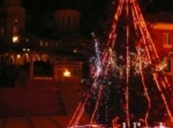 С пищна заря и червено вино дойде 2014-та в Неделино