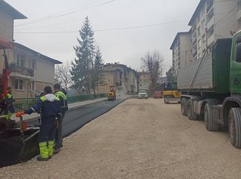 Асфалтират улици, разкопани по Водния цикъл в Смолян 