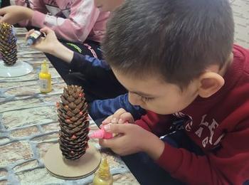 Подготовката за Коледния благотворителен базар на РЦПППО-Смолян е в разгара си