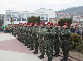 ВОЕННИТЕ ЩЕ ПРОВЕЖДАТ ПЛАНИРАНИ ТАКТИЧЕСКИ УЧЕНИЯ, ХОРАТА ДА НЕ НАВЛИЗАТ В ЗАБРАНЕНИТЕ ЗОНИ