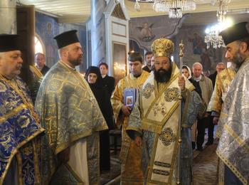 Смолянски епископ Висарион възглави света Литургия за Благовещение в храм „Успение Богородично”- кв. Устово