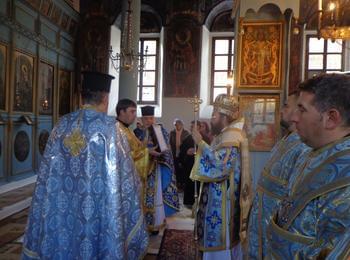 Храм  „Въведение Богородично”в с. Полковник Серафимово   достойно отпразнува своя храмов празник