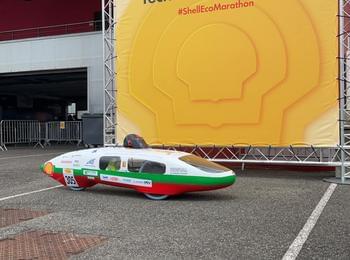 Отборът на ПГ СГСТ Никола Вапцаров Чепеларе в Shell Eco Marathon - единственото училище от България, което участва в Shell Eco-marathon тази година започва реални тестове