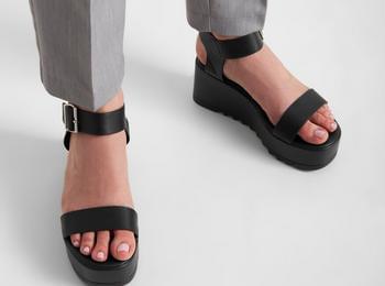 Най-модерните цветове за сандали на платформа - 4 предложения за лятото