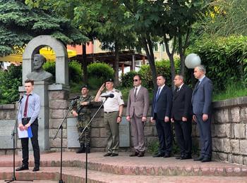 Областният управител Захари Сираков почете поета-революционер Христо Ботев и загиналите за свободата и независимостта на България