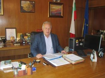 Поздравление от кмета на Община Смолян Николай Мелемов по случай 7 април