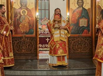 Епископ Висарион възглави празничното Пасхално богослужение в катедралния храм „Св. Висарион Смоленски”