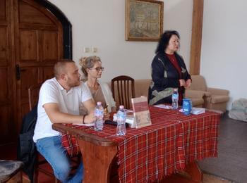 Читалища от област Перник гостуват на Смолян
