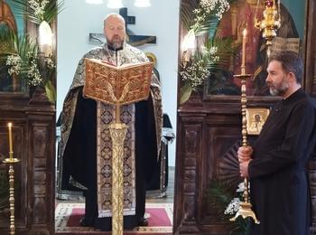 Първата част на богослужението Последование на Жениха бе отслужена  в храм „Св. Дух” в Смолян