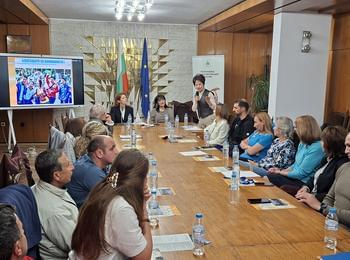 Борбата с обездвижването и възможностите за спорт за децата на Смолян обсъдиха на среща организирана от РЗИ