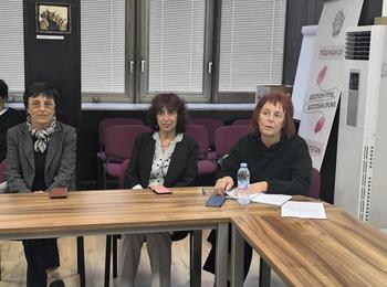 Над 9000 души подкрепиха петиция за достойни условия на труд и признаване на грижата като обществен приоритет