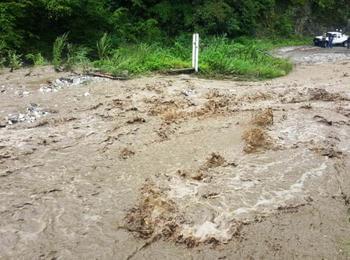  Все още извира вода в къщите в Девинско, първа спокойна нощ в Осиково от началото на бедствието