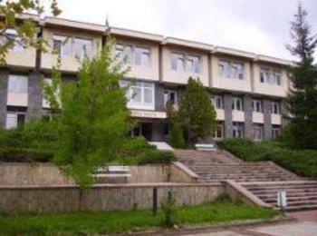 Осъдиха на една година и осем месеца затвор крадец на пари с 16 присъди