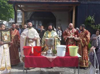  Тържествено в Смолян бе почетен Светия Дух