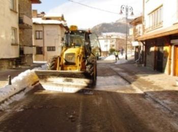 За непочистени улици и тротоари сигнализирайте в общината